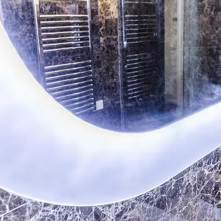 뉴 럭셔리 아파트