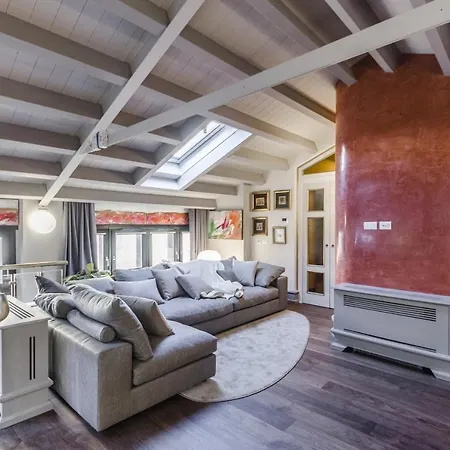 New Luxury Apartment *