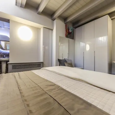 Apartment New Luxury