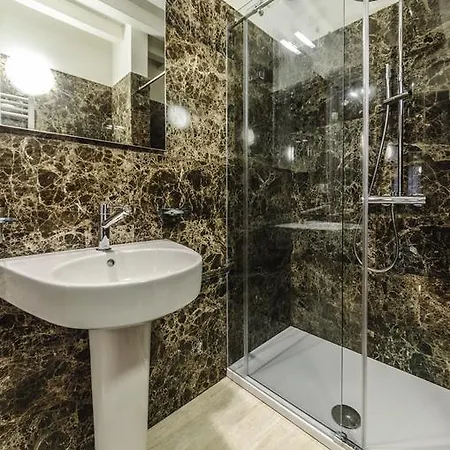New Luxury Apartment