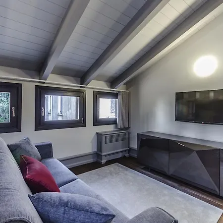 New Luxury Apartment Venice