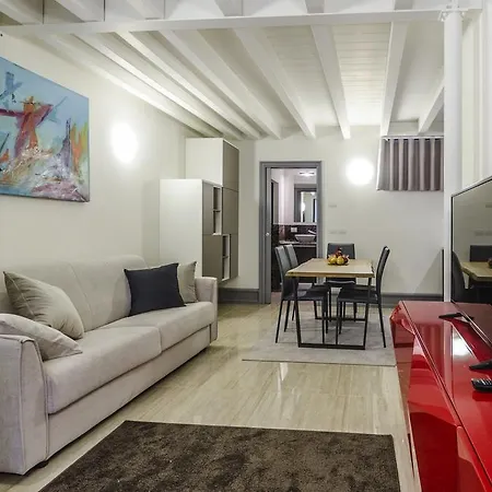 ニュー ラグジュアリー レジデンス